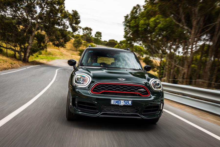  Mini John Cooper Works Countryman (F60) 2017 года  (AU) (фото 2 из 10)